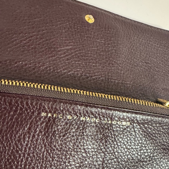 Marc by Marc Jacobs Classic Q Trifold Burgandy Pebbled Leather Long Wallet - Picture 9 of 12